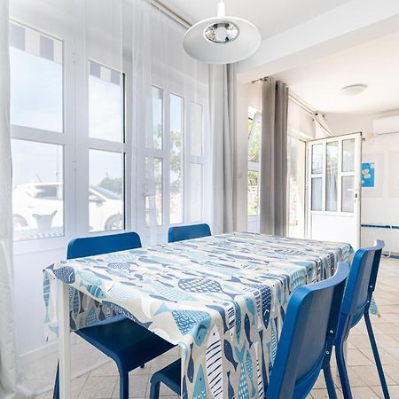 Apartments By The Sea Mandre, Pag - 4092 콜란 외부 사진