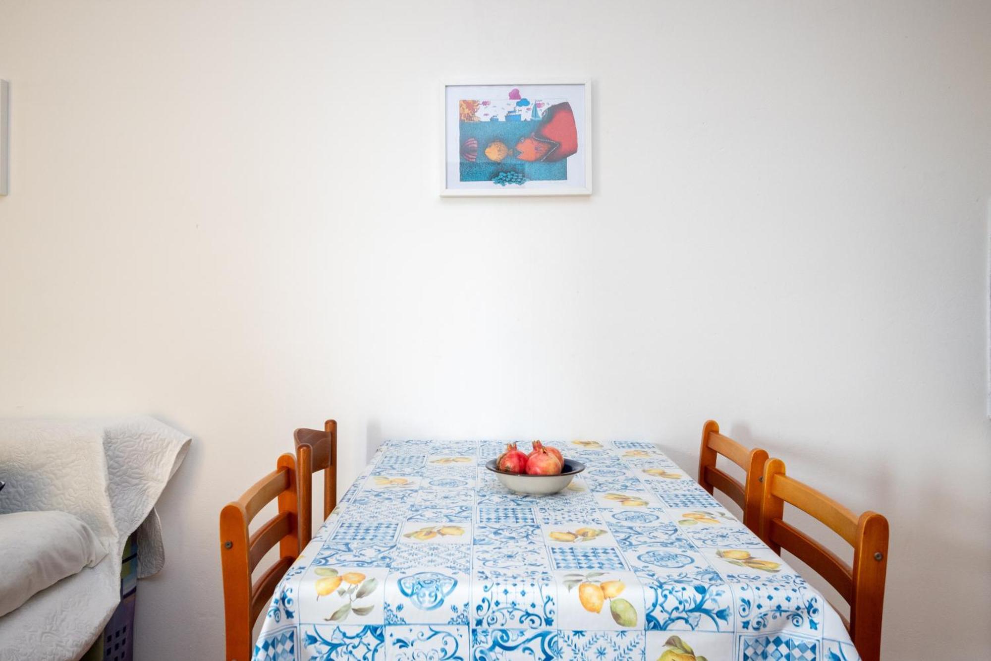 Apartments By The Sea Mandre, Pag - 4092 콜란 객실 사진